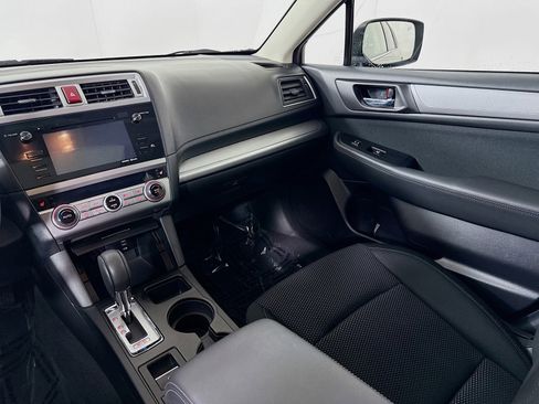 Used 2016 Subaru Outback 2.5i Premium image 22
