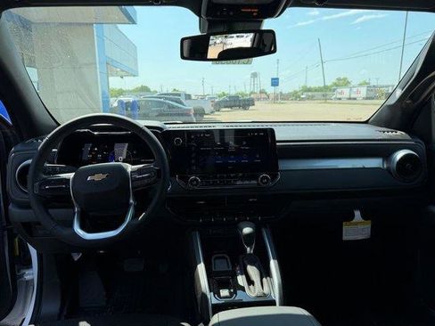 New 2026 Chevrolet Colorado LT image 9