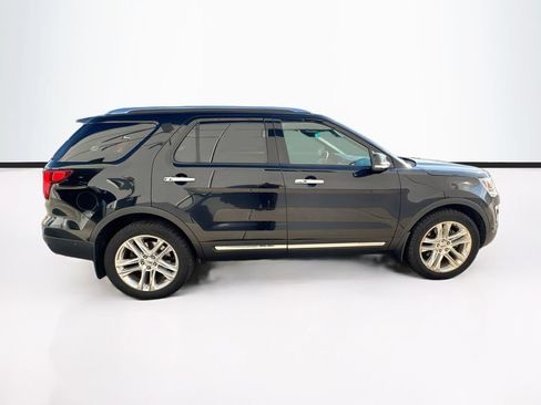 Used 2016 Ford Explorer Limited w/ Equipment Group 301A AWD/4WD image 4