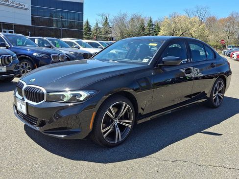 Used 2023 BMW 330i xDrive Sedan w/ Driving Assistance Package AWD/4WD image 3