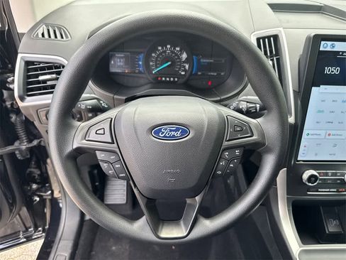 New 2024 Ford Edge SE image 20