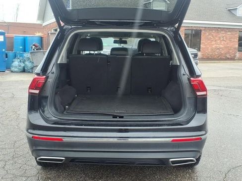 Used 2018 Volkswagen Tiguan SEL AWD/4WD image 8