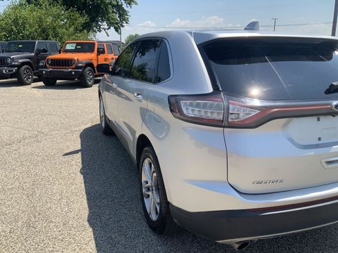Used 2017 Ford Edge Titanium w/ Equipment Group 301A AWD/4WD image 17