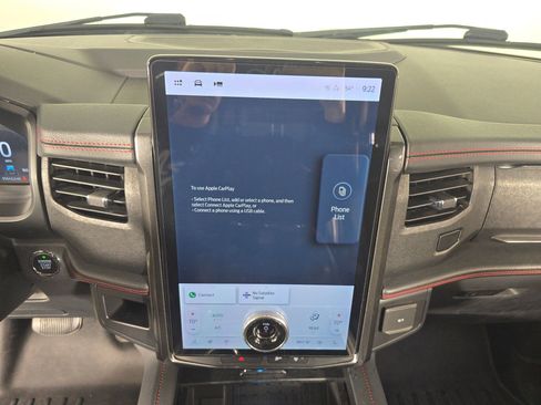 Used 2022 Ford Expedition Max Limited image 31