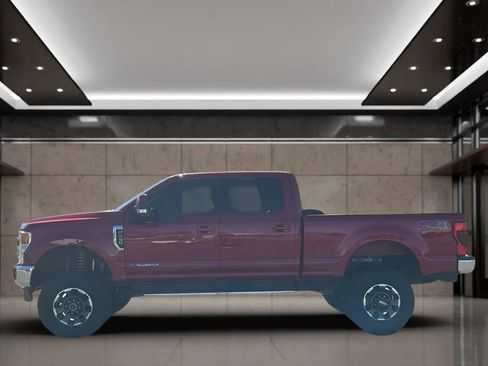 Used 2020 Ford F250 Lariat w/ Lariat Value Package image 3