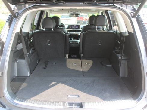 Certified 2022 Kia Telluride SX w/ SX Prestige Package AWD/4WD image 10