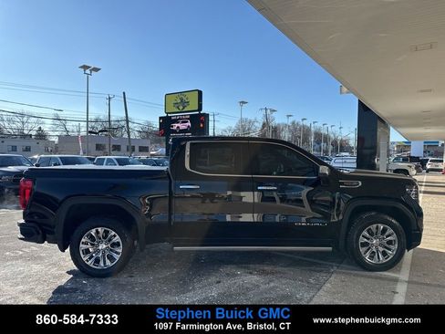 Used 2022 GMC Sierra 1500 Denali image 8