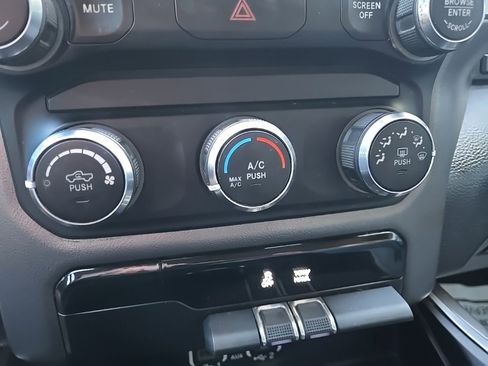 Used 2020 RAM 1500 Lone Star image 69