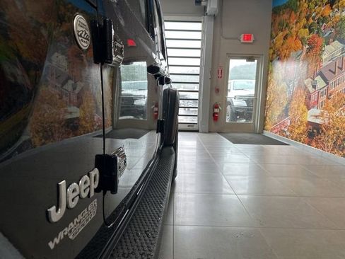 Used 2020 Jeep Wrangler Unlimited Sport S image 15