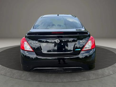 Used 2016 Nissan Versa SV FWD image 8