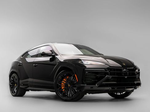 Used 2026 Lamborghini Urus SE AWD/4WD image 7