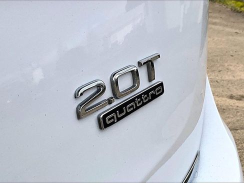 Used 2015 Audi Q5 2.0T Premium Plus w/ Technology Package image 11