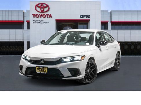 Used 2023 Honda Civic Sport image 1