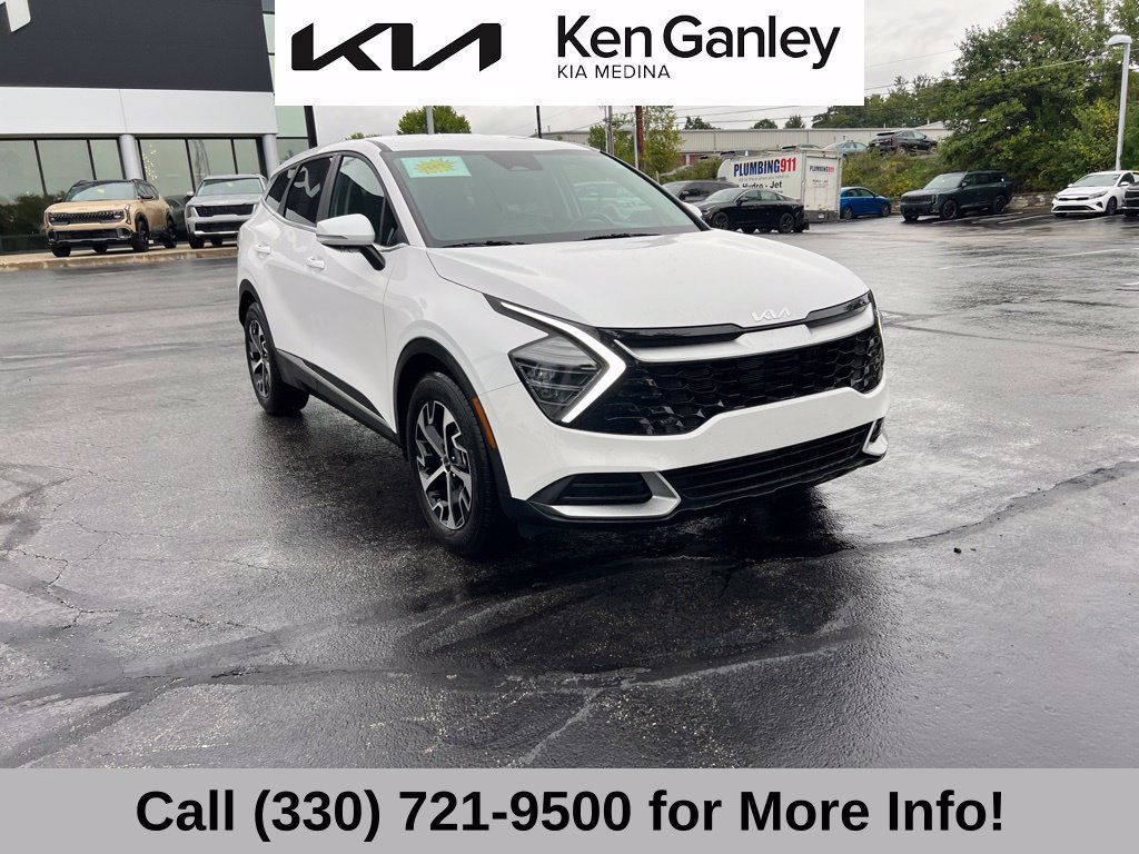 Certified 2024 Kia Sportage EX FWD image 6