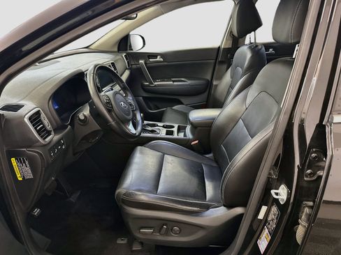 Used 2017 Kia Sportage EX w/ EX Technology Package AWD/4WD image 13