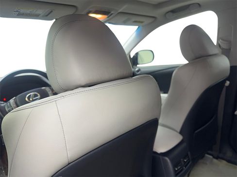 Used 2013 Lexus RX 450h FWD image 35