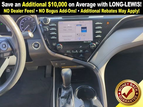 Used 2018 Toyota Camry LE image 20