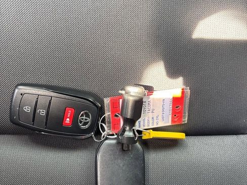 Used 2025 Toyota Tacoma SR w/ SR Upgrade Package AWD/4WD image 46