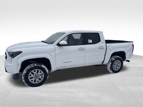 New 2026 Toyota Tacoma SR5 image 2