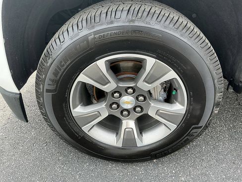 Used 2017 Chevrolet Colorado Z71 image 7