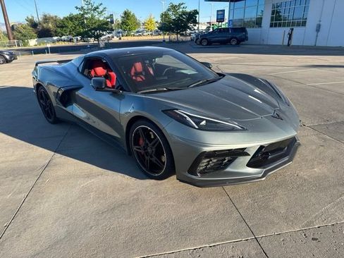 Used 2023 Chevrolet Corvette Stingray Premium Conv w/ Z51 Performance Package RWD image 3