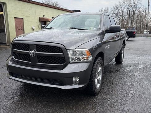 Used 2018 RAM 1500 Express w/ Express Value Package image 3