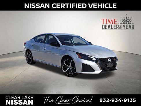 Certified 2025 Nissan Altima 2.5 SR FWD image 1