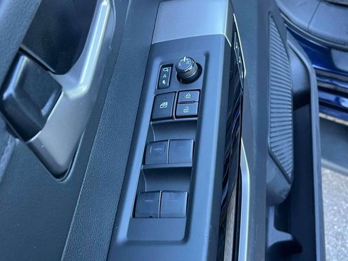 Used 2024 Toyota Tundra Limited image 23