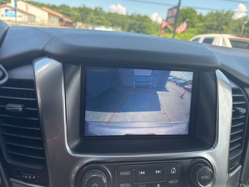 Used 2019 Chevrolet Tahoe Premier AWD/4WD image 34