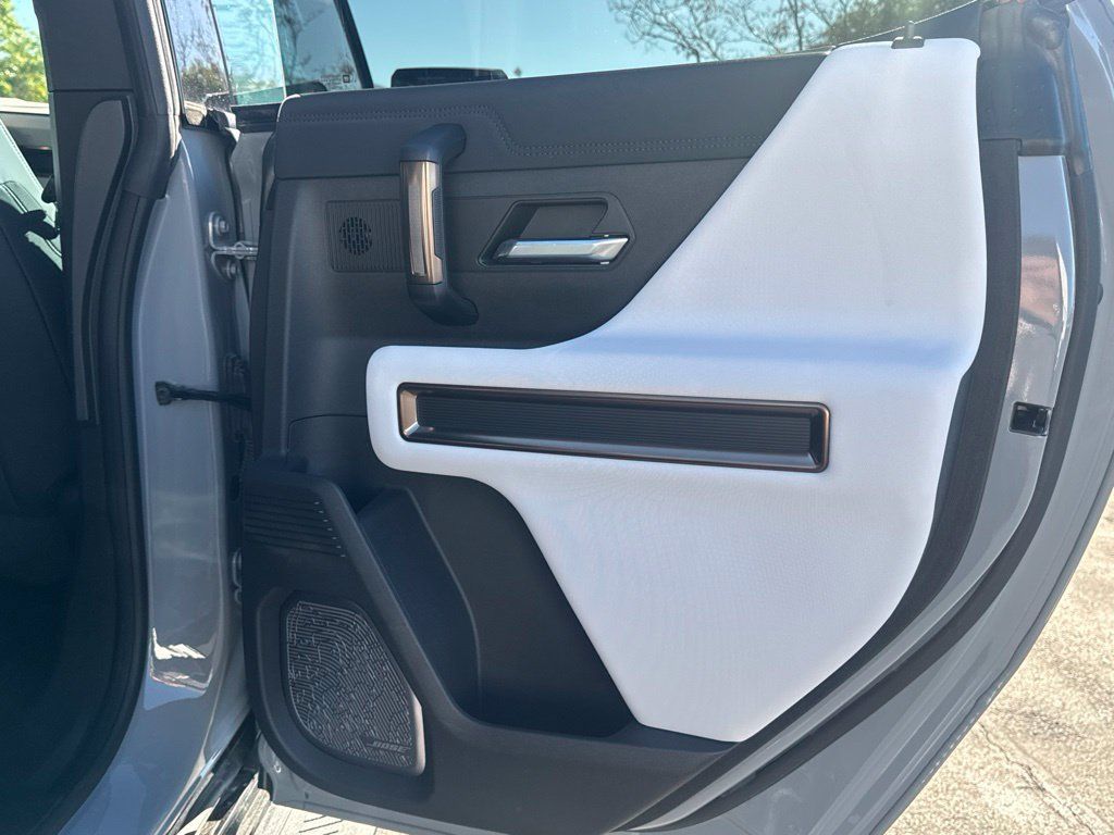 Used 2024 GMC Hummer EV 3X AWD/4WD image 21