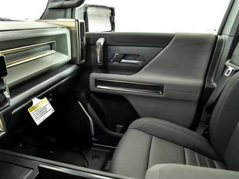 New 2025 GMC Hummer EV 3X image 18