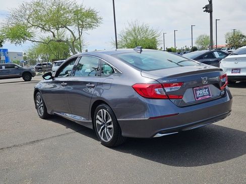 Used 2018 Honda Accord Touring image 7