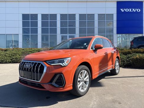 Used 2025 Audi Q3 2.0T Premium image 40