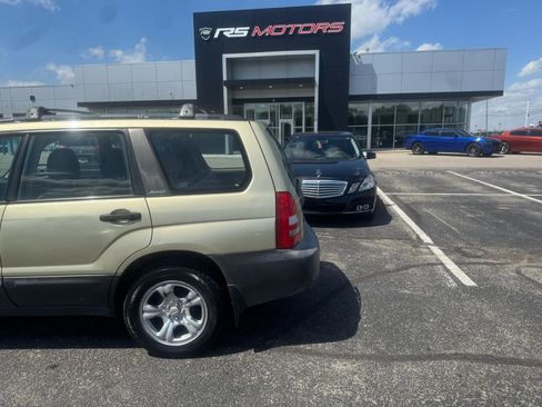 Used 2004 Subaru Forester 2.5X AWD/4WD image 12