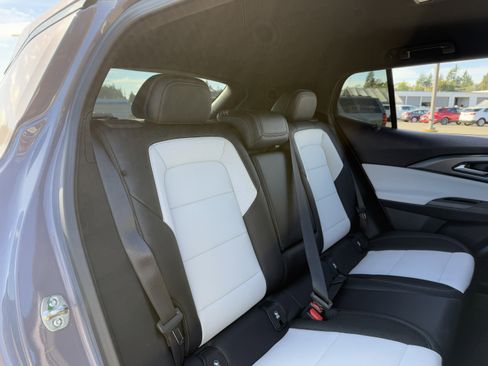 New 2026 Chevrolet Equinox EV LT image 24