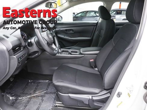 Used 2025 Nissan Sentra S FWD image 14