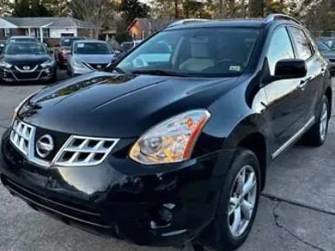 Used 2011 Nissan Rogue S image 1