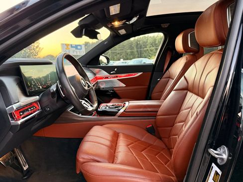 Used 2023 BMW 760i xDrive w/ Luxury Rear Seating Package AWD/4WD image 26