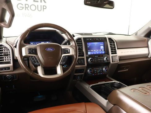 Used 2021 Ford F250 King Ranch w/ King Ranch Ultimate Package AWD/4WD image 2