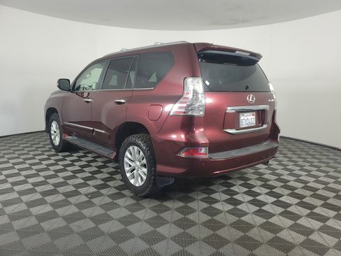 Used 2015 Lexus GX 460 image 6