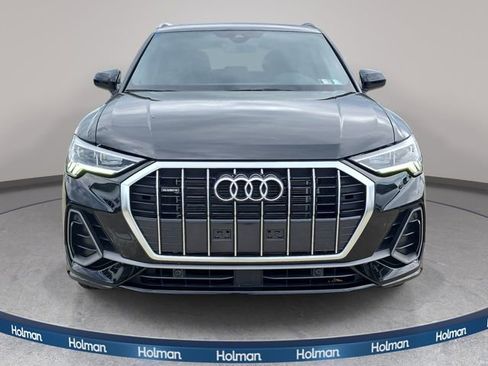Used 2025 Audi Q3 2.0T Premium w/ Convenience Package AWD/4WD image 3