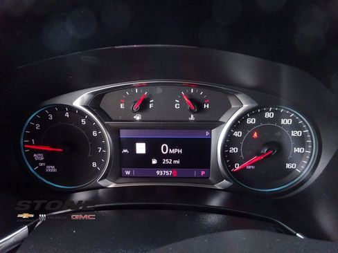 Used 2021 Chevrolet Equinox LT image 25