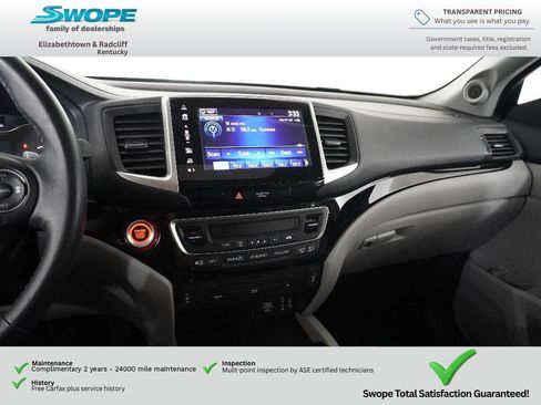Used 2017 Honda Pilot Touring image 19