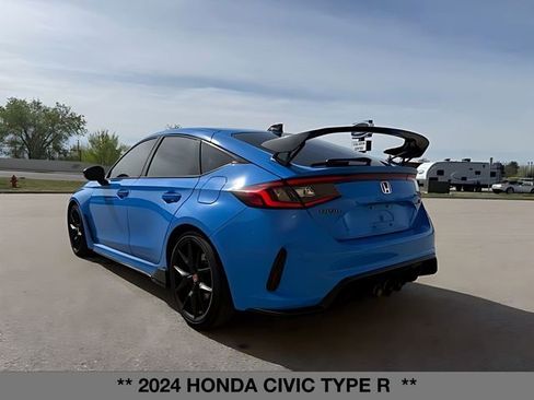 Used 2024 Honda Civic Type R image 5