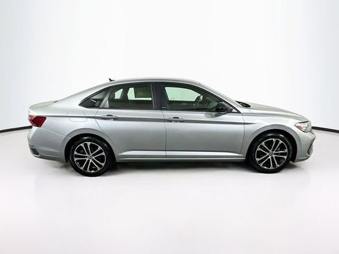 Certified 2023 Volkswagen Jetta Sport FWD image 9