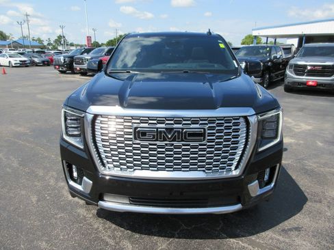 Certified 2023 GMC Yukon Denali AWD/4WD image 12