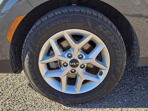 Used 2024 Kia Soul LX w/ Option Group 015 image 10