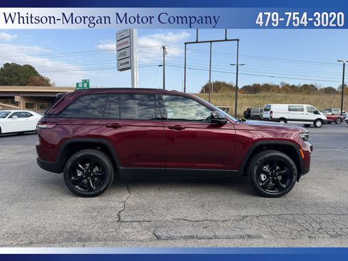 New 2025 Jeep Grand Cherokee Limited image 5