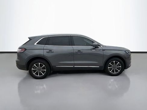 Used 2023 Lincoln Nautilus AWD w/ Premium Package image 4