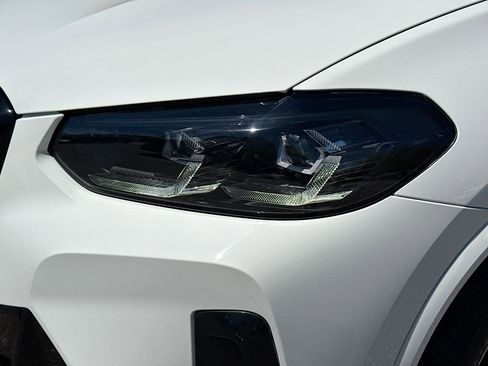 Used 2022 BMW X3 xDrive30i w/ M Sport Package image 9